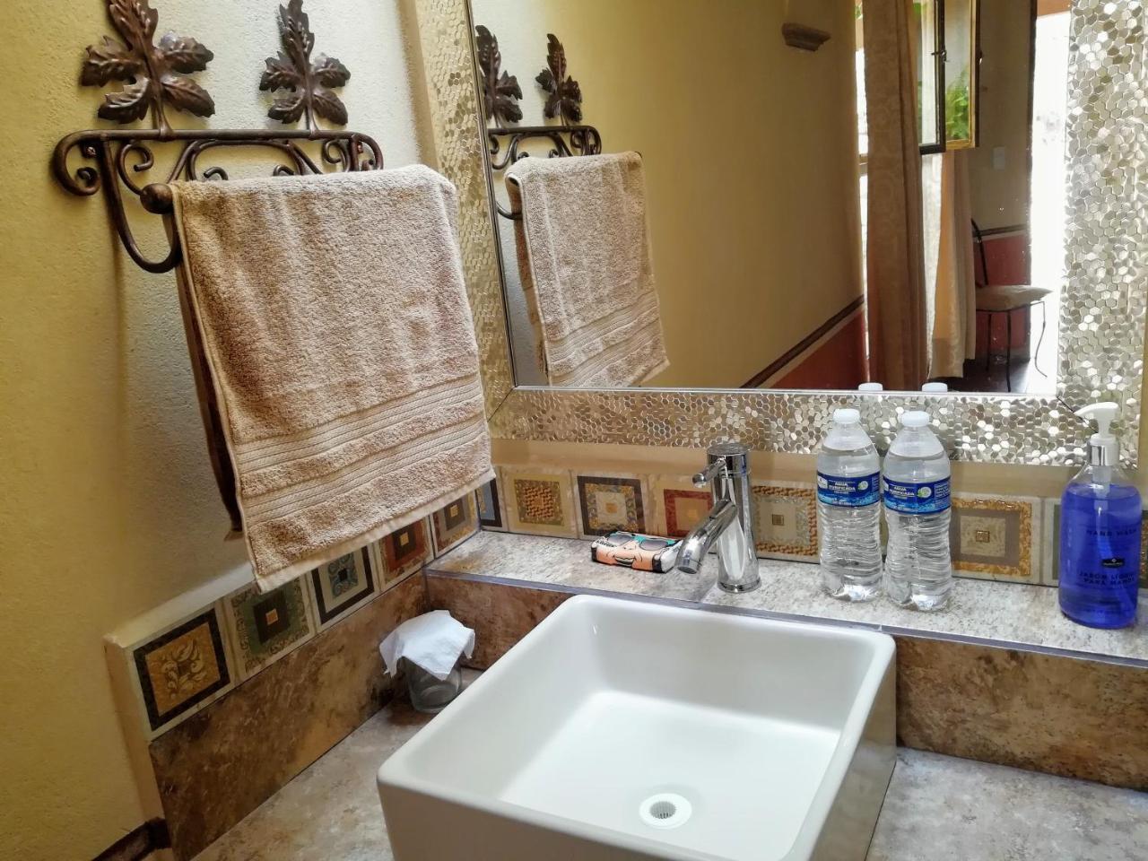 Hotel Posada Maria Bonita Bernal Buitenkant foto